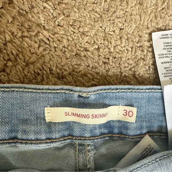 Classic Light Blue Women's Skinny Jeans - Picture 4 of 6